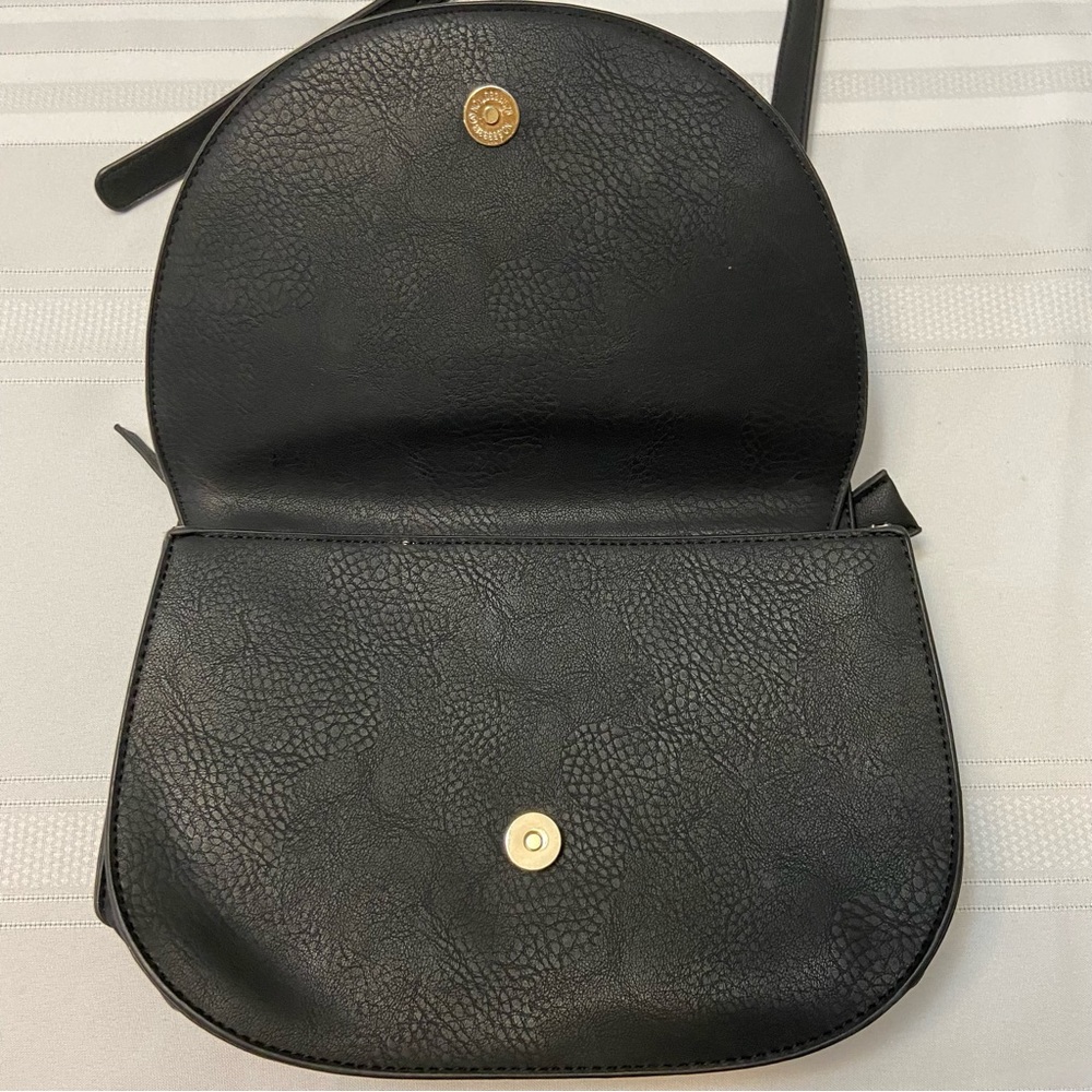 Liz Soto Black & Brown Bridle Bit Saddle Bag Style Womens Crossbody Bag - Picture 3 of 10